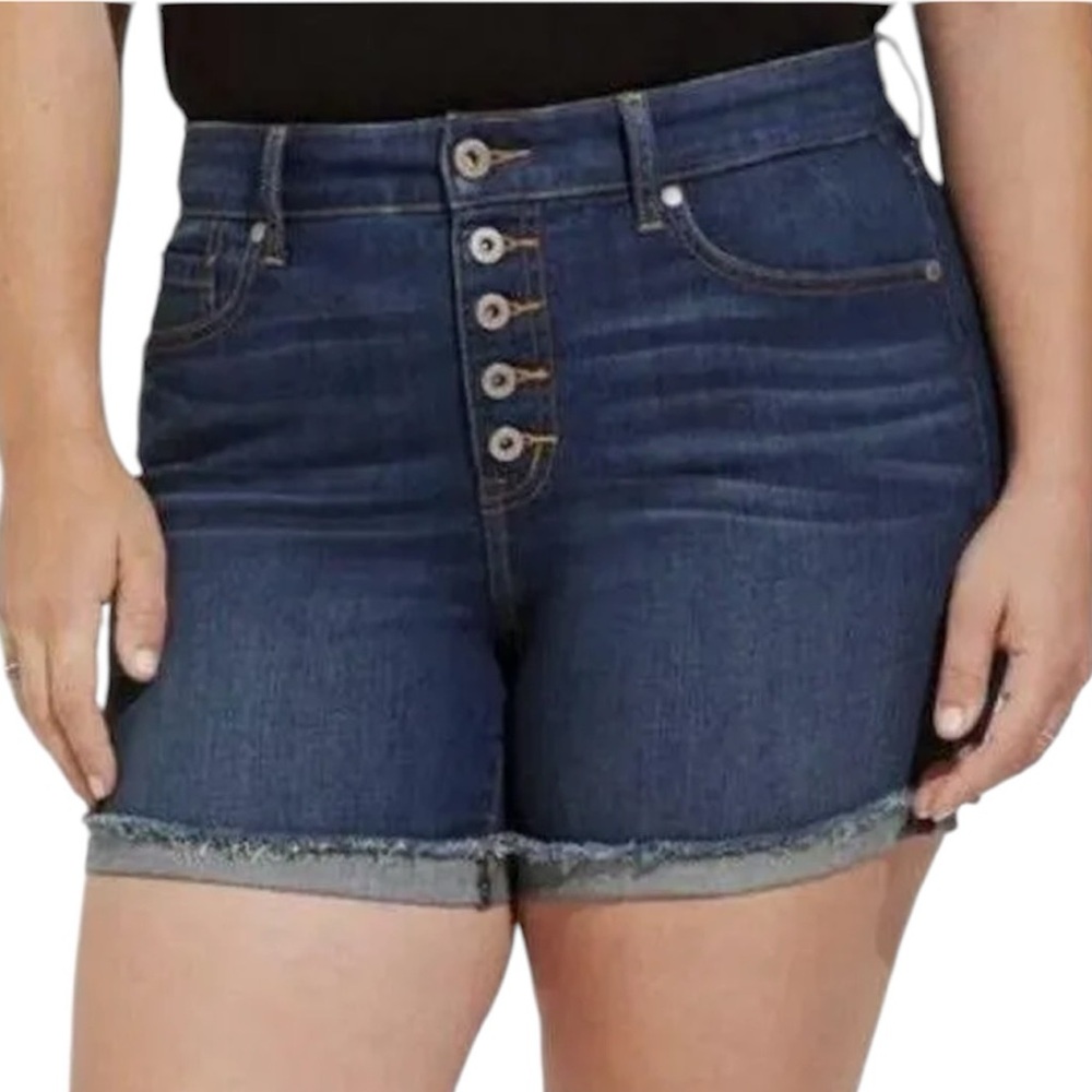 Torrid High Rise Cuffed Raw Hem Button Jean Shorts Feel the Fit Size 22 NWT NEW